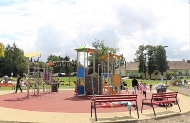 Plac zabaw park Nowe Oblicze 