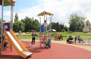 Plac zabaw park Nowe Oblicze 