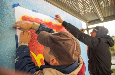 Mural przy dworcu