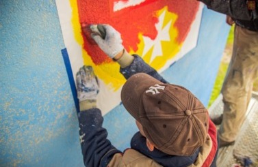 Mural przy dworcu