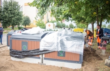 P&oacute;łpodziemne pojemniki na osiedlach w Starogardzie