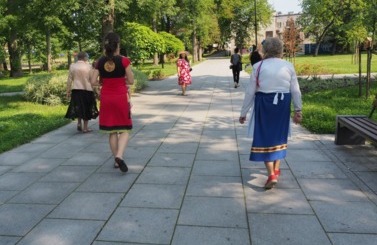 Seniorzy polecają książki na lato