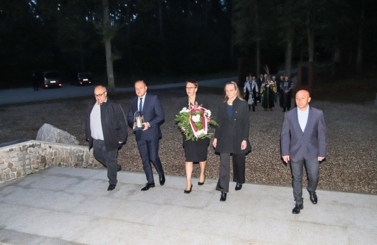 Oddali hołd ofiarom