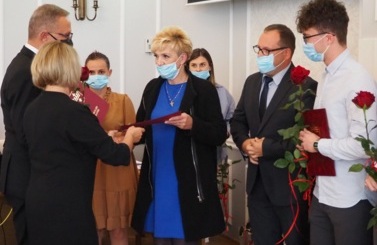 Nagrody dla najlepszych maturzyst&oacute;w
