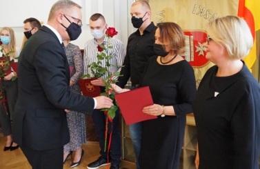 Nagrody dla najlepszych maturzyst&oacute;w