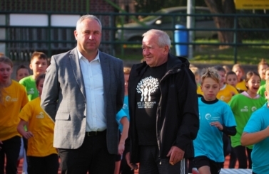 Z podw&oacute;rka