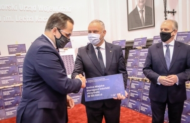 Wiceprezydent odebrał promesę