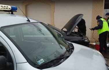 straż miejska uruchamia auta