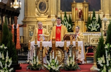 Odznaczenie Kr&oacute;lewskiem Orderem sw. Stanisława