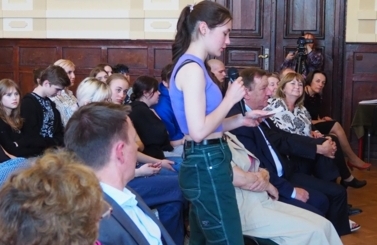 Spotkanie z Mairav Hen i Remigiuszem Grzelą 