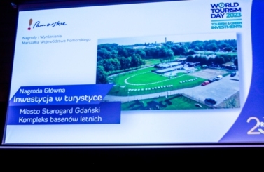 Nagroda Głowna dla kompleksu basen&oacute;w