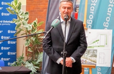 Podpisanie umowy na budowę Centrum Deyny