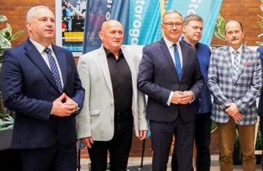Podpisanie umowy na budowę Centrum Deyny