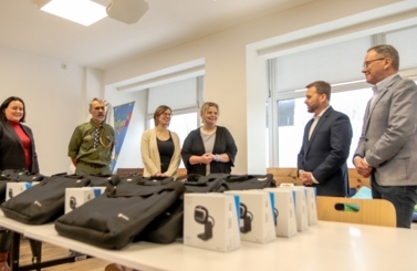 Przekazanie laptop&oacute;w