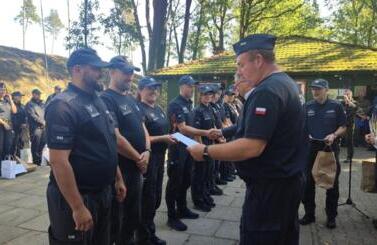 Zawody służby więzienniczej
