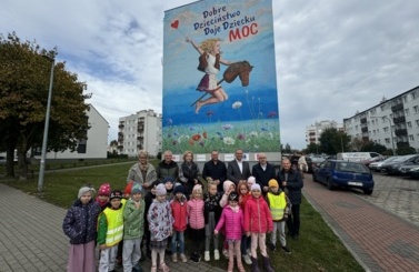 Nowy mural na osiedlu Kopernika