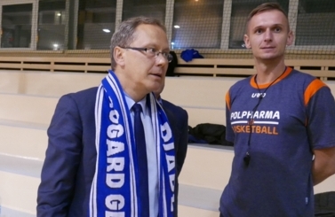 Prezydent na treningu koszykarzy Polpharmy