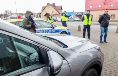 Nowe radiowozy dla policji