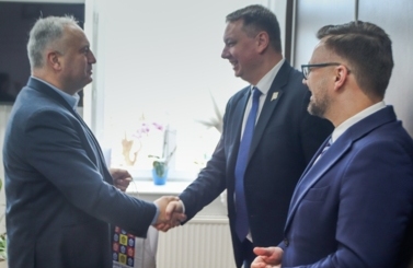 MMS konsultacja programu - odwiedziny Ministra ds. Społeczeństwa Obywateksiego
