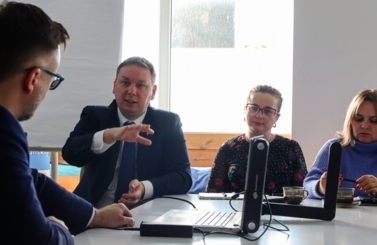 MMS konsultacja programu - odwiedziny Ministra ds. Społeczeństwa Obywateksiego