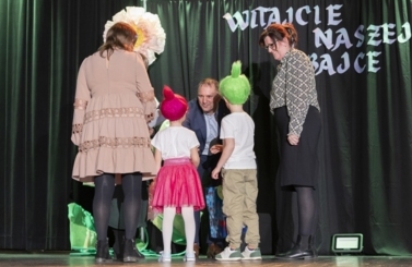 XII przegląd tańc&oacute;w dziecięcych 