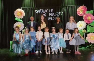 XII przegląd tańc&oacute;w dziecięcych 
