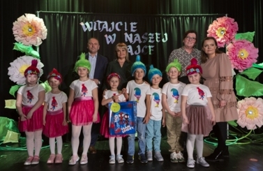 XII przegląd tańc&oacute;w dziecięcych 