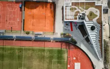 Centrum Sportowo-Edukacyjne im. Kazimierza Deyny 36