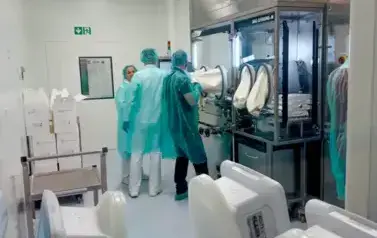 Otwarcie nowej linii technologicznej do rozwoju i wytwarzania lek&oacute;w RNA w ZF Polpharma w Starogardzie Gdańskim  14