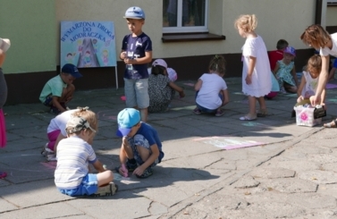 Modraczek ma nowe hulajnogi