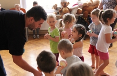 W zdrowym ciele- zdrowy duch, koszyk&oacute;wkę poczuj już w Tęczą Malowane