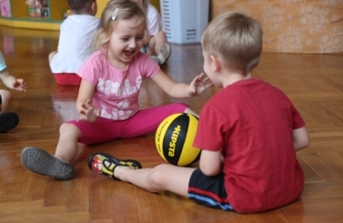 W zdrowym ciele- zdrowy duch, koszyk&oacute;wkę poczuj już w Tęczą Malowane