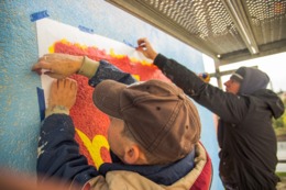 Mural przy dworcu