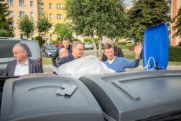 P&oacute;łpodziemne pojemniki na osiedlach w Starogardzie