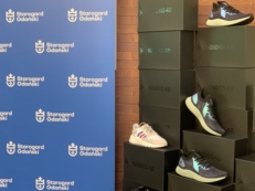 Nowe buty dla potrzebujących dzieci