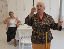 Seniorzy polecają książki na lato