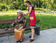 Seniorzy polecają książki na lato