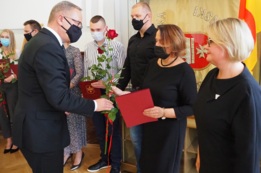 Nagrody dla najlepszych maturzyst&oacute;w