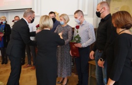 Nagrody dla najlepszych maturzyst&oacute;w