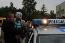 Dzień Dziecka ze strażą i policją