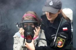 Dzień Dziecka ze strażą i policją