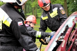 Dzień Dziecka ze strażą i policją