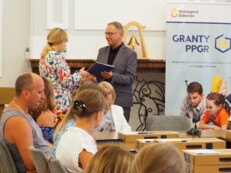 Nowe laptopy dla uczni&oacute;w
