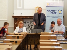 Nowe laptopy dla uczni&oacute;w