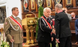 Odznaczenie Kr&oacute;lewskiem Orderem sw. Stanisława