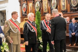 Odznaczenie Kr&oacute;lewskiem Orderem sw. Stanisława