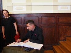 Spotkanie z Mairav Hen i Remigiuszem Grzelą 