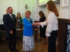 Nagrody dla najlepszych maturzyst&oacute;w