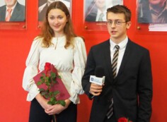 Nagrody dla najlepszych maturzyst&oacute;w