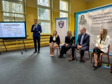 Debata w Szkole Podstwowej nr 4 